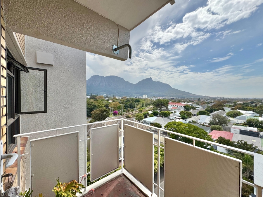 2 Bedroom Property for Sale in Kenilworth Western Cape